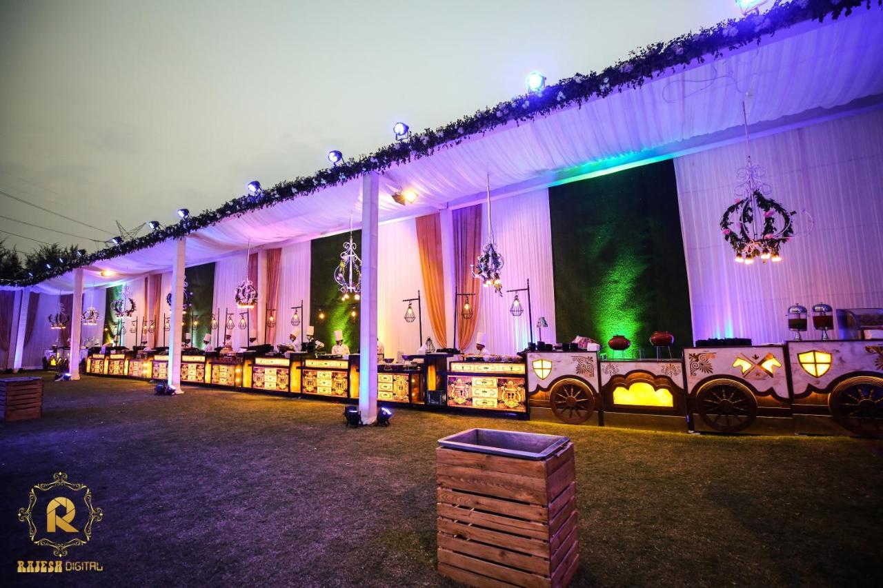 Golden Galaxy Hotels And Resorts Delhi  Eksteriør billede