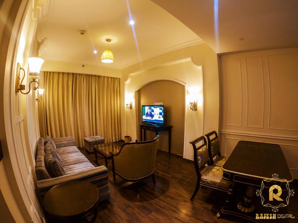 Golden Galaxy Hotels And Resorts Delhi  Eksteriør billede